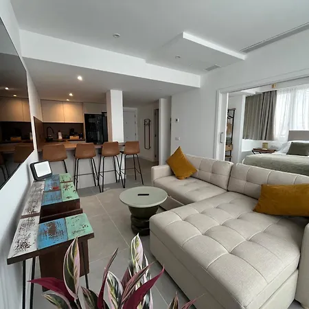 Appartement Aqua Bay View Atico 3 *